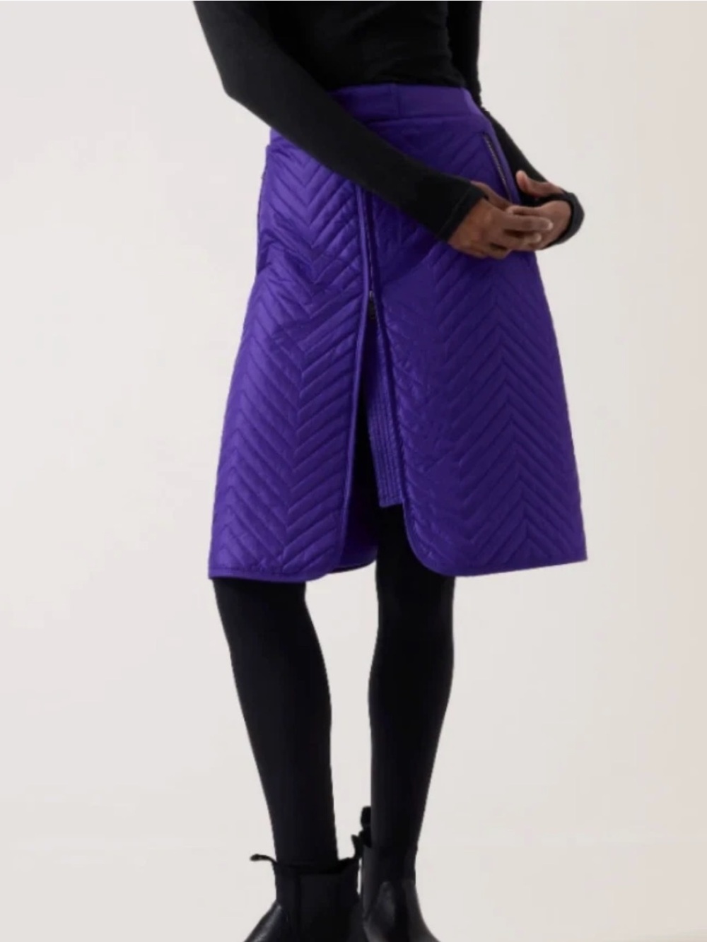 A line NWOT ATHLETA Apres Ski eggplant quilted skirt 6 NEW